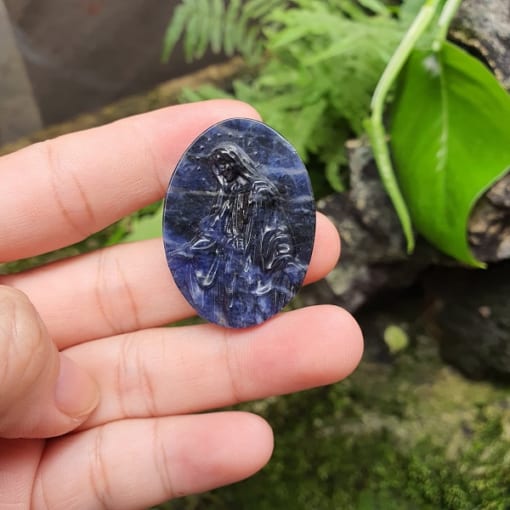 Mặt dây chuyền Đức Mẹ ban ơn đá Sodalite 4cm MCG.277 1