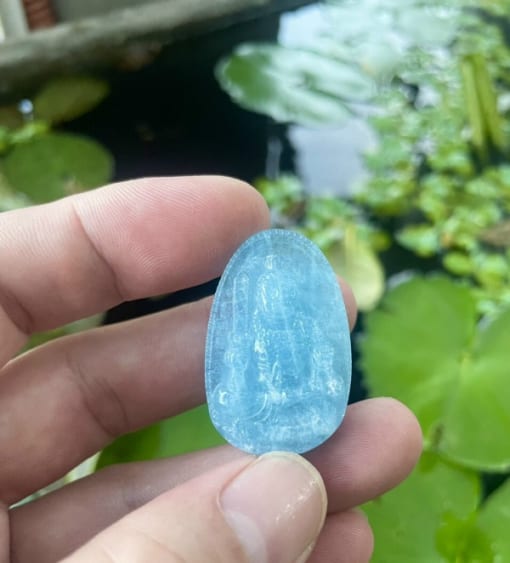 Mặt dây phật bản mệnh Bất Động Minh Vương đá Aquamarine 4cm MBM.161 1