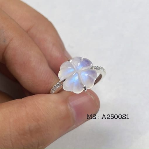 Mặt dây chuyền, nhẫn Cỏ bốn lá đá Moonstone bọc bạc 1.2cm CBL.024 1