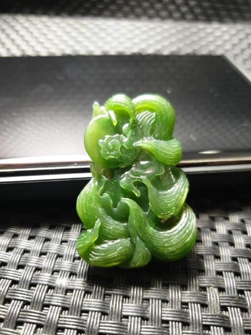 Mặt dây chuyền Hồ Ly Chúa 9 đuôi đá Ngọc Bích Nephrite 4cm MHL.213 1